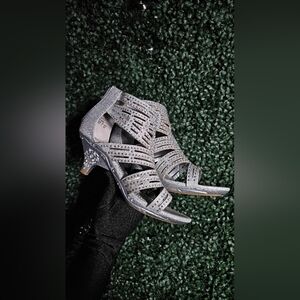 Dream Pairs Silver Strappy Heels